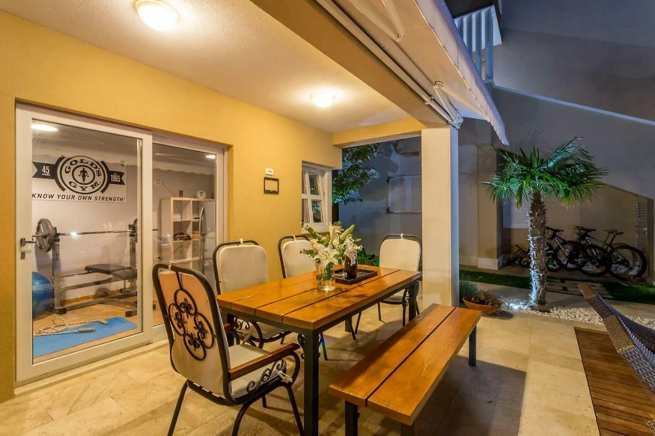 Villa Fox Exclusive Kastela