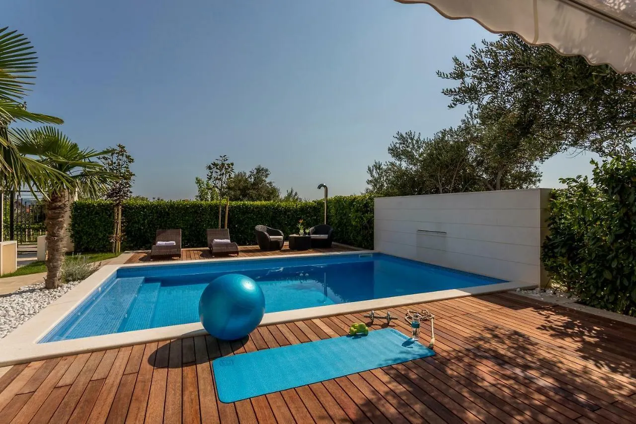 Villa Fox Exclusive Kastela Croatia